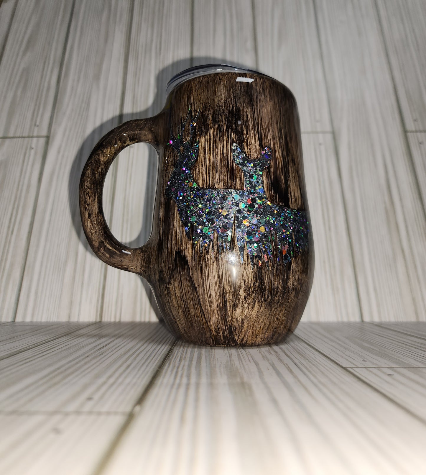 16 Ounce Woodgrain with Deer Peek a Boo